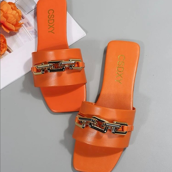 Orange chain slides sandals (size 7) - Picture 2 of 2
